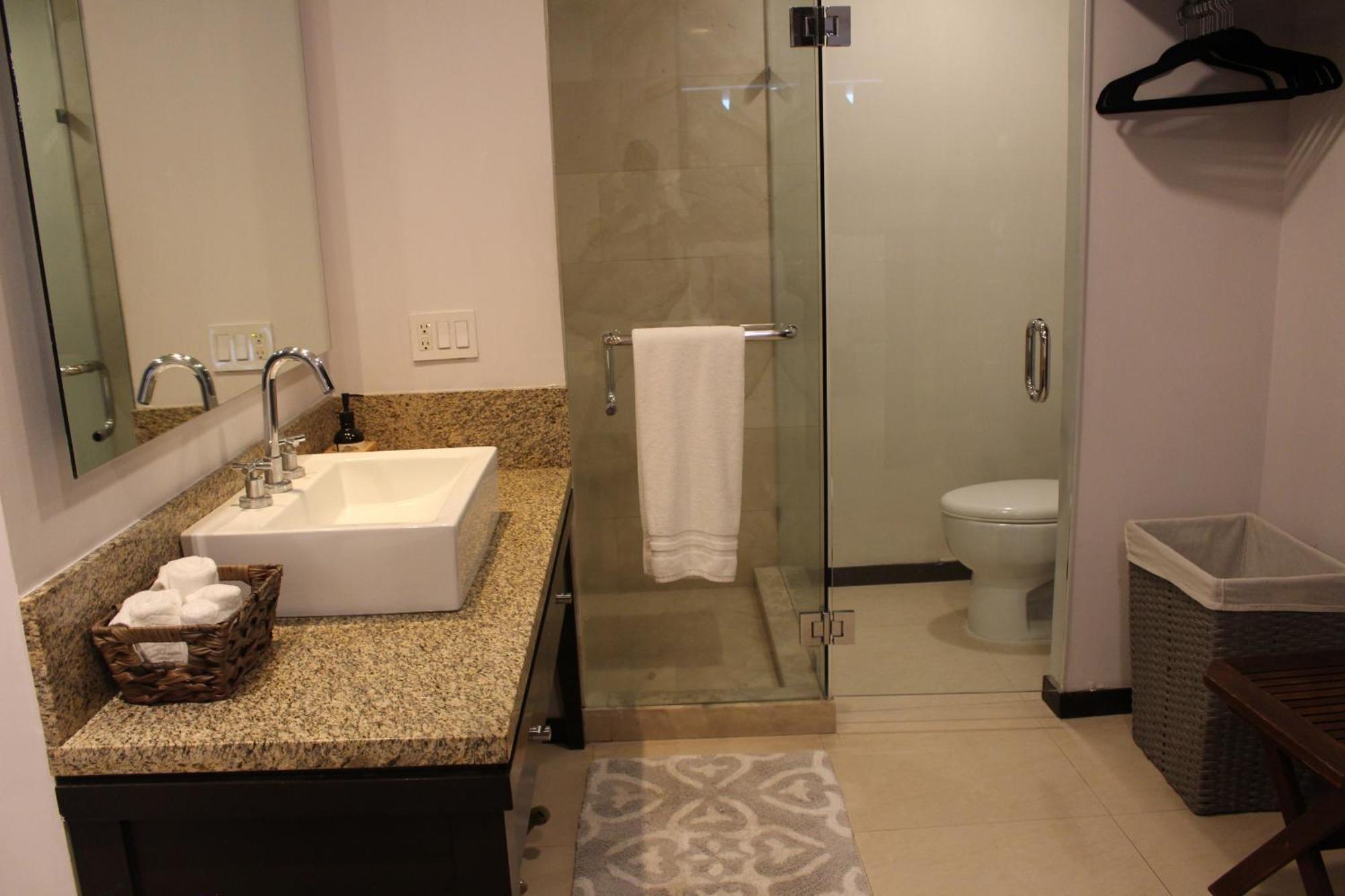 Peninsula Vallarta , Departamentos Piso 8 Y 10 Hacia El Mar Пуэрто-Вальярта Экстерьер фото