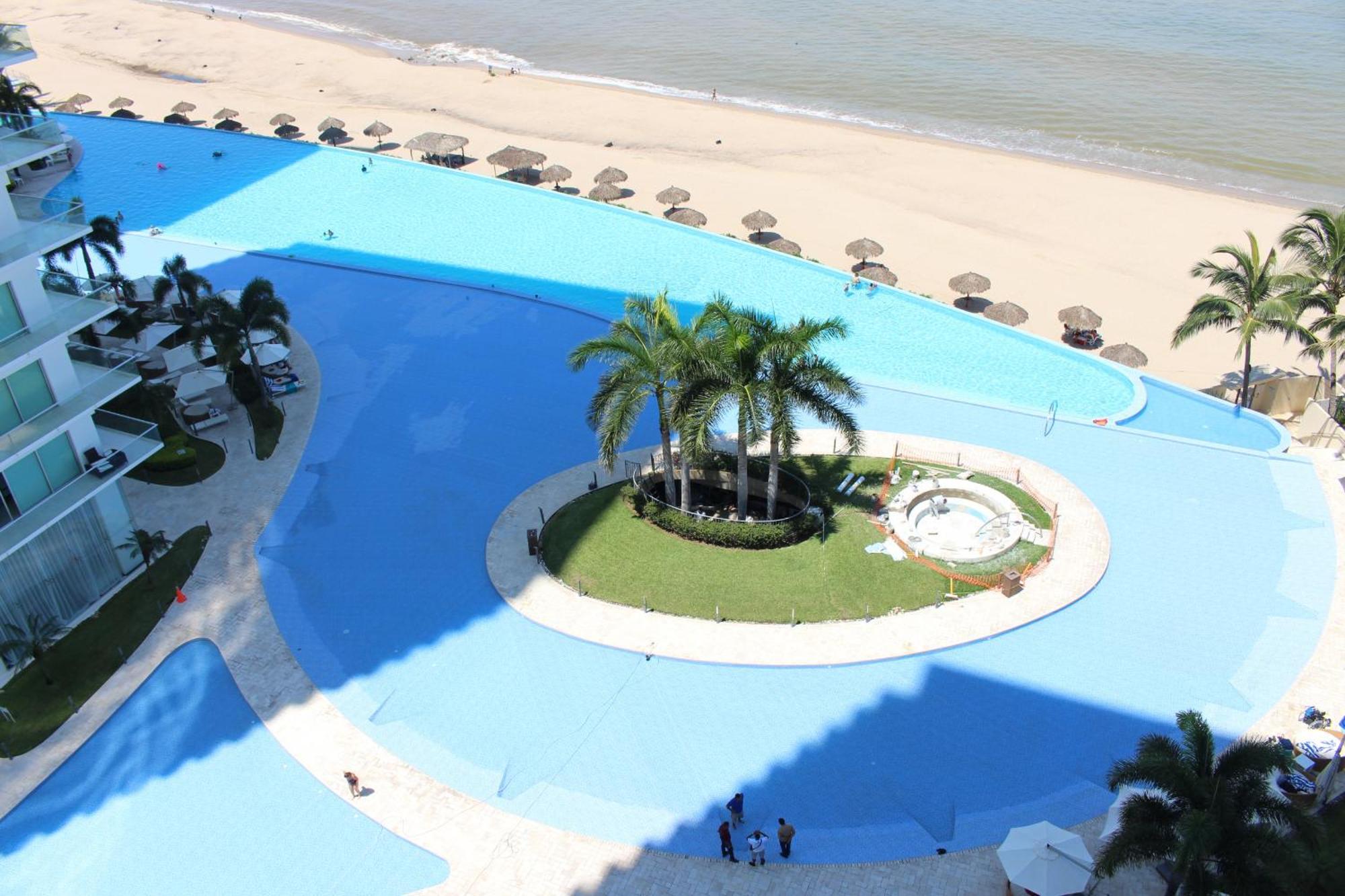 Peninsula Vallarta , Departamentos Piso 8 Y 10 Hacia El Mar Пуэрто-Вальярта Экстерьер фото